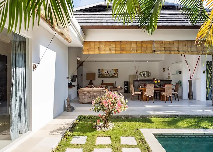 Villa Lotus By Optimum Bali Seminyak (Bali)