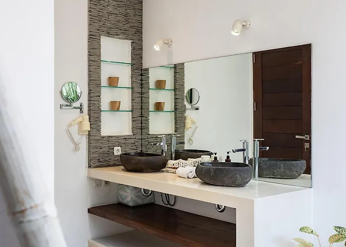 Lotus By Optimum Bali Villa