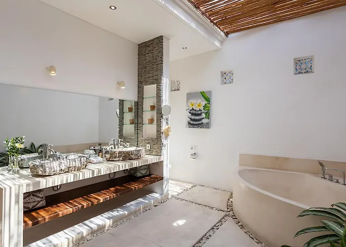 Villa Lotus By Optimum Bali
