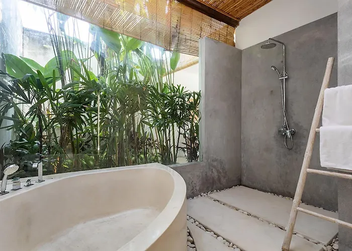 Lotus By Optimum Bali Villa *