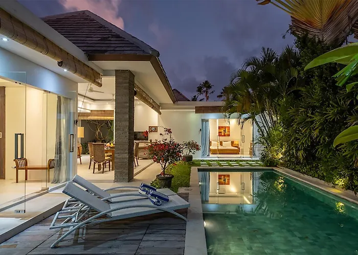 Lotus By Optimum Bali Villa Seminyak (Bali)